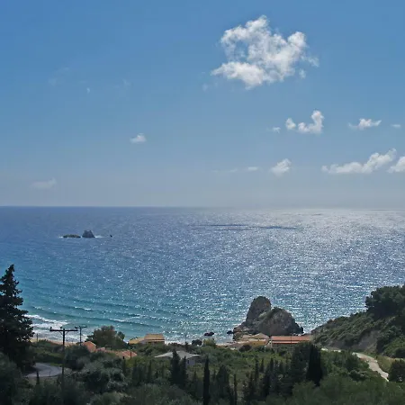 Appartement Luxus Ferienwohnung In Strand Mit Pool Adonis Corfu (city)