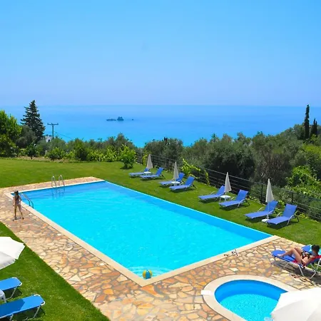 Appartement Luxus Ferienwohnung In Strand Mit Pool Adonis Corfu (city)